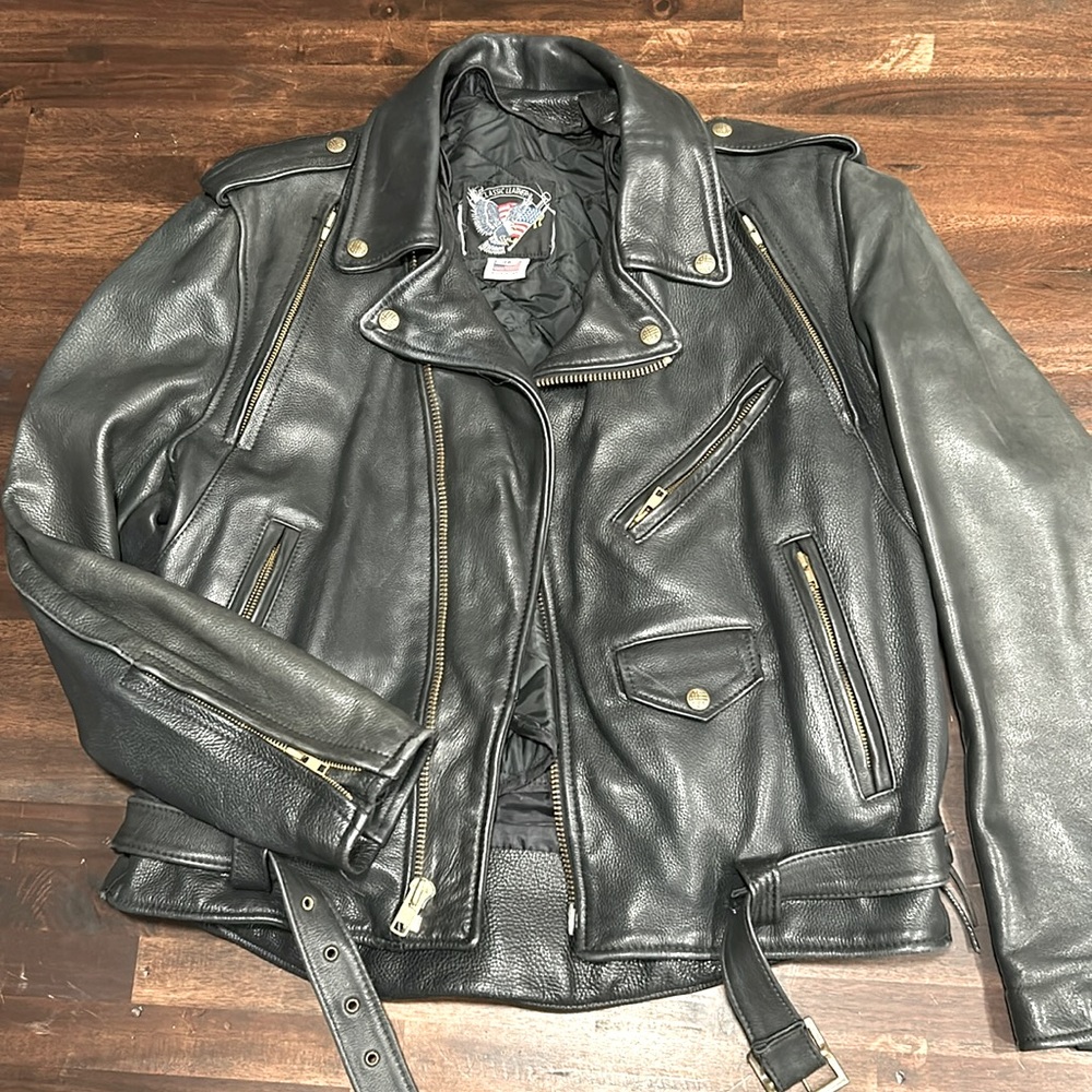 Classic Leather Vintage Motorcycle Jacket size 46